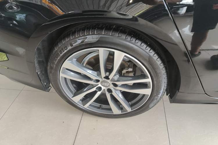 Used Audi A6L 2019 40 TFSI Luxury Dynamic Model Right Rear Wheel Hub