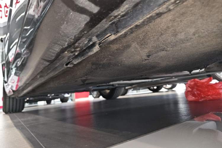 Used Audi A6L 2019 40 TFSI Luxury Prestige Edition Right Side Sill