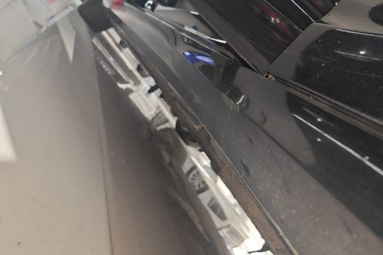 Used Audi A6L 2019 40 TFSI Luxury Dynamic Model Right Side Sill