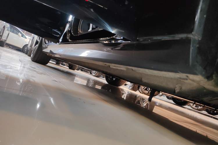 Used Audi A6L 2019 40 TFSI Luxury Prestige Edition Right Side Sill