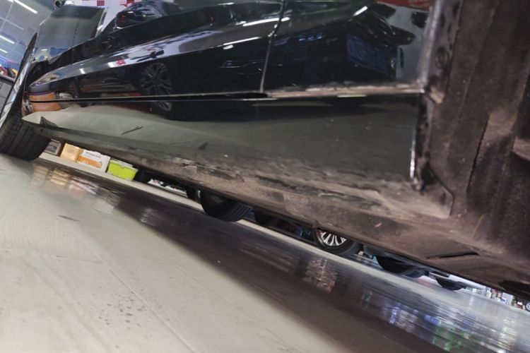 Used Audi A6L 2019 40 TFSI Luxury Prestige Edition Right Side Sill