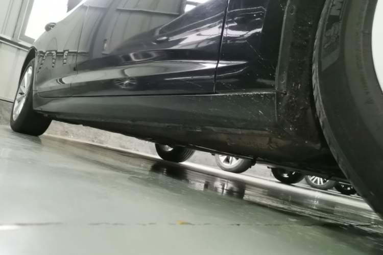 Used Audi A6L 2019 40 TFSI Luxury Prestige Edition Right Side Sill