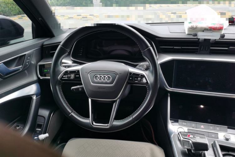Used Audi A6L 2019 40 TFSI Luxury Dynamic Model Steering Wheel