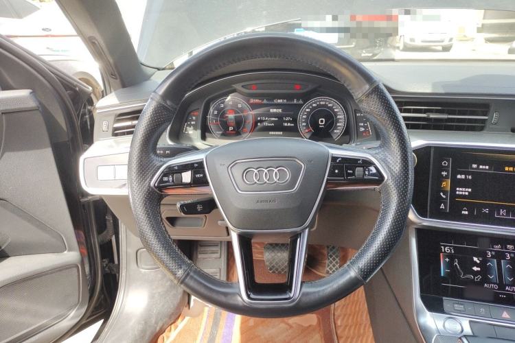 Used Audi A6L 2019 40 TFSI Luxury Dynamic Model Steering Wheel