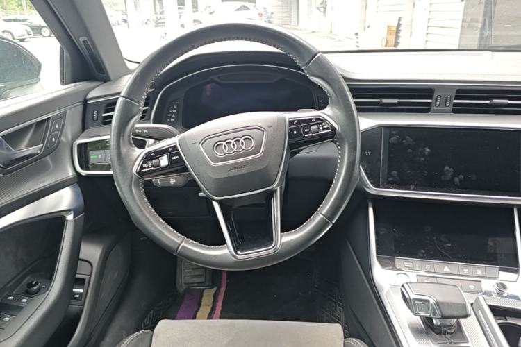 Used Audi A6L 2019 40 TFSI Luxury Dynamic Model Steering Wheel