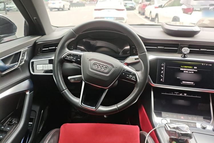 Used Audi A6L 2019 40 TFSI Luxury Dynamic Model Steering Wheel