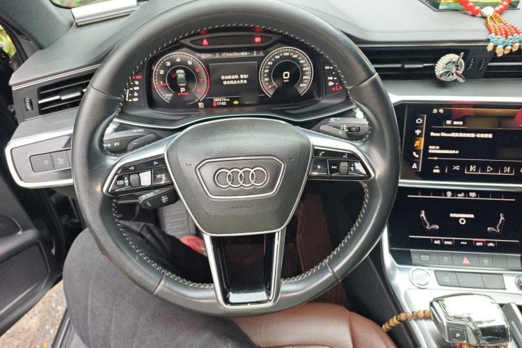 Used Audi A6L 2019 40 TFSI Luxury Dynamic Model Steering Wheel