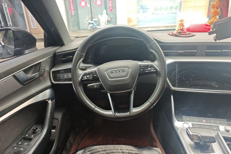 Used Audi A6L 2019 40 TFSI Luxury Dynamic Model Steering Wheel
