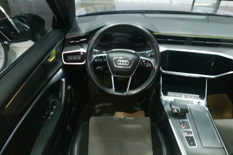 Used Audi A6L 2019 40 TFSI Luxury Dynamic Model Steering Wheel