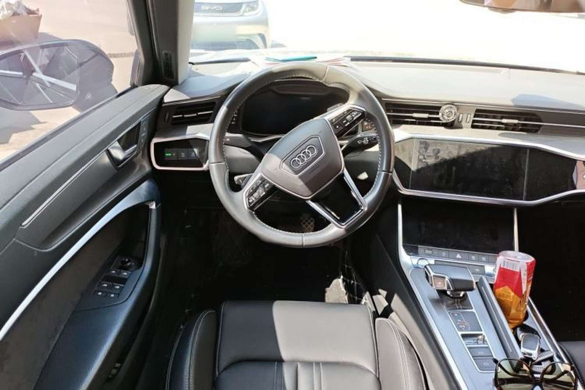 Used Audi A6L 2019 40 TFSI Luxury Dynamic Model Steering Wheel