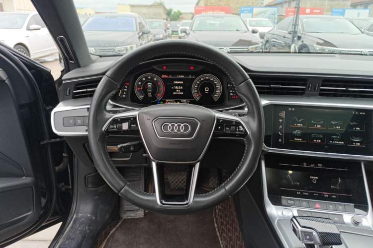 Used Audi A6L 2019 40 TFSI Luxury Dynamic Model Steering Wheel
