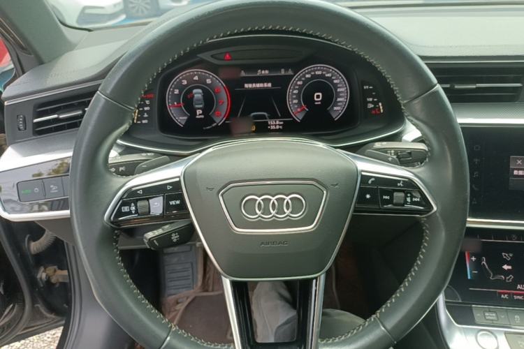 Used Audi A6L 2019 40 TFSI Luxury Dynamic Model Steering Wheel