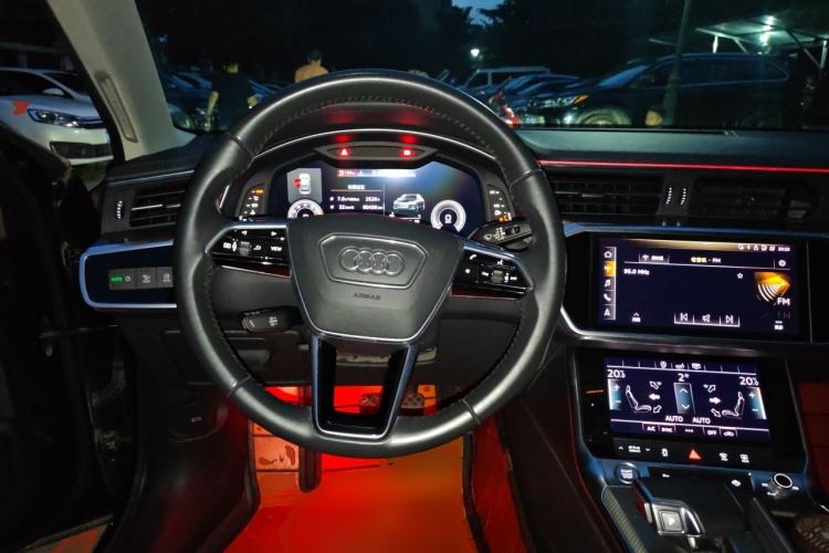 Used Audi A6L 2019 40 TFSI Luxury Prestige Edition Steering Wheel