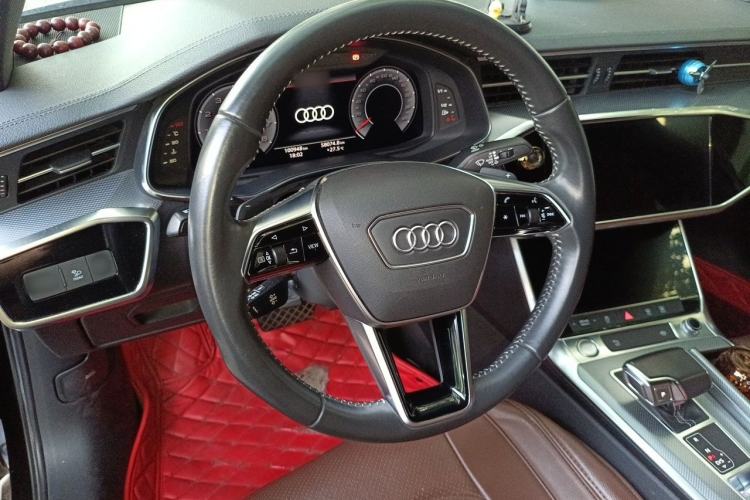 Used Audi A6L 2019 40 TFSI Luxury Dynamic Model Steering Wheel