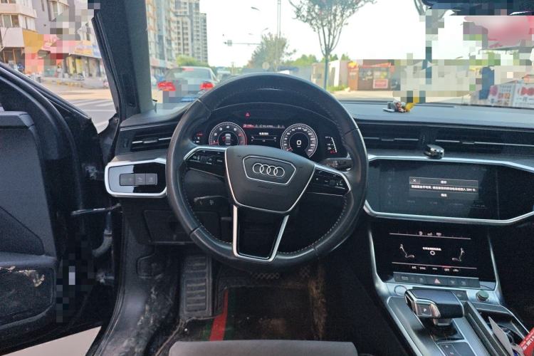 Used Audi A6L 2019 40 TFSI Luxury Dynamic Model Steering Wheel