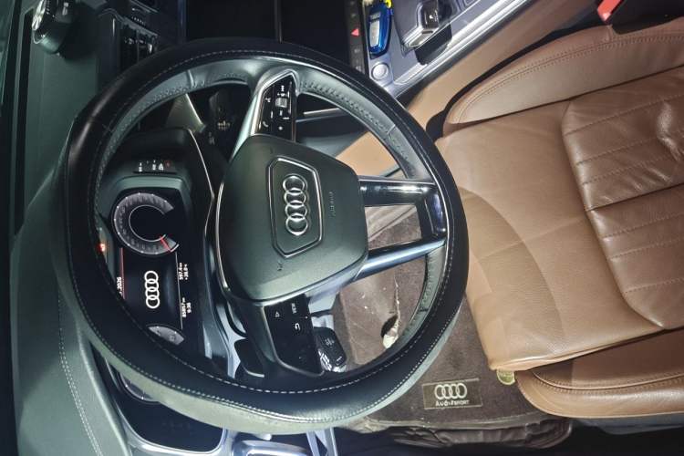 Used Audi A6L 2019 40 TFSI Luxury Prestige Edition Steering Wheel