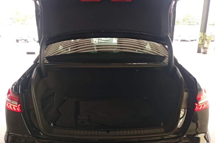 Used Audi A6L 2019 40 TFSI Luxury Prestige Edition Trunk