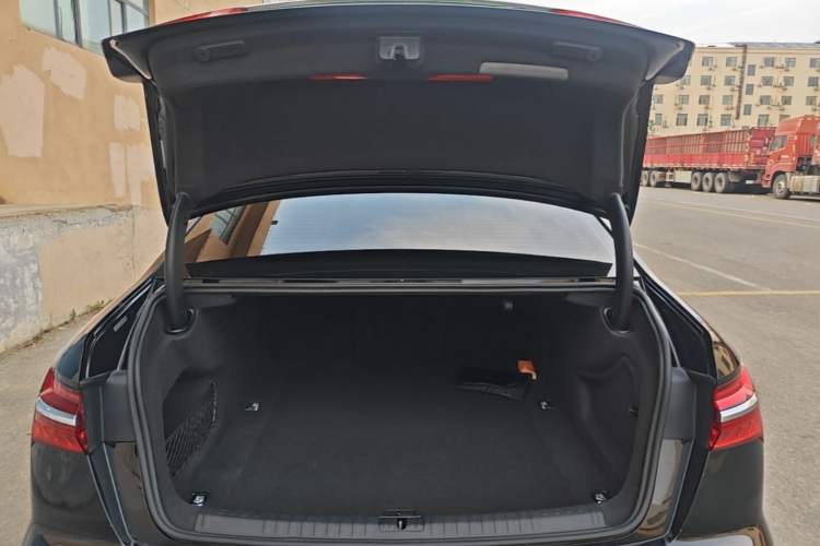 Used Audi A6L 2019 45 TFSI quattro Prestige Elegant Edition Trunk