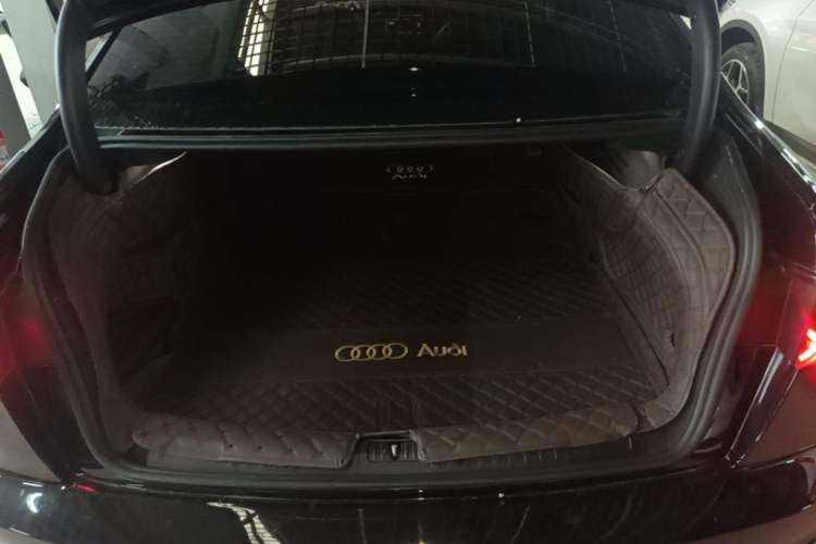 Used Audi A6L 2019 40 TFSI Luxury Prestige Edition Trunk