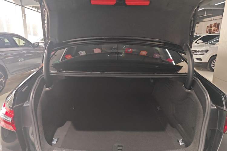 Used Audi A6L 2019 40 TFSI Luxury Dynamic Model Trunk