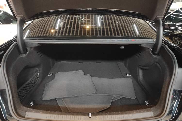 Used Audi A6L 2019 40 TFSI Luxury Prestige Edition Trunk