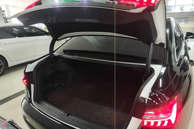 Used Audi A6L 2019 45 TFSI quattro Prestige Dynamic Edition Trunk