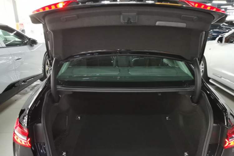 Used Audi A6L 2019 40 TFSI Luxury Prestige Edition Trunk