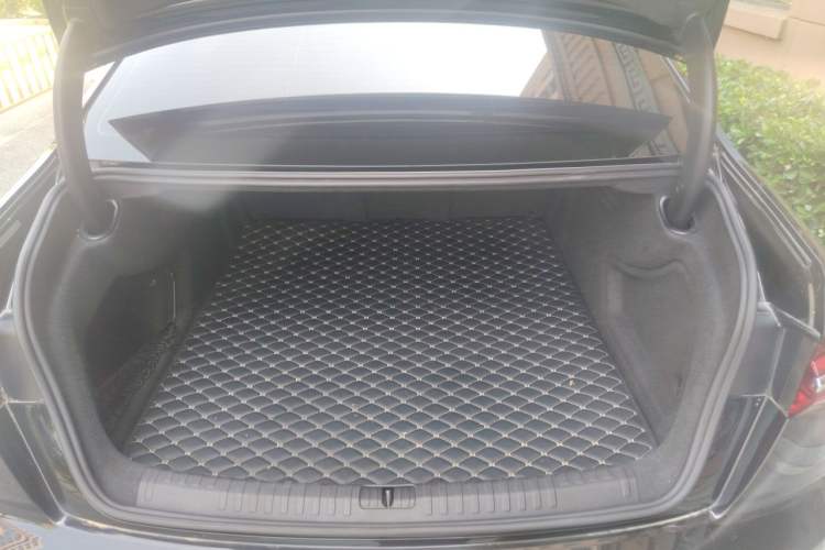 Used Audi A6L 2019 40 TFSI Luxury Dynamic Model Trunk