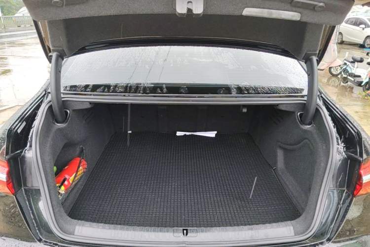 Used Audi A6L 2019 40 TFSI Luxury Prestige Edition Trunk