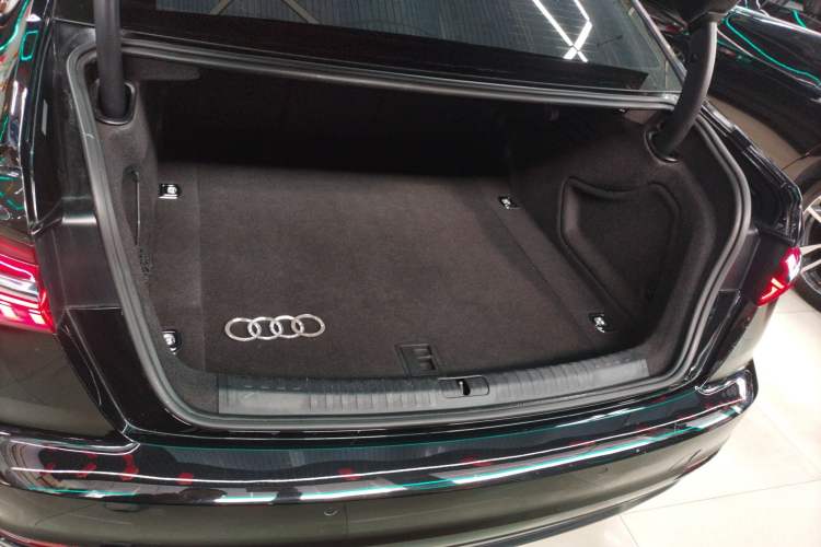 Used Audi A6L 2019 45 TFSI Prestige Elegant Edition Trunk