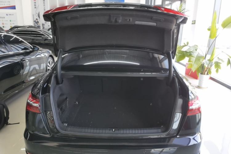 Used Audi A6L 2019 40 TFSI Luxury Prestige Edition Trunk