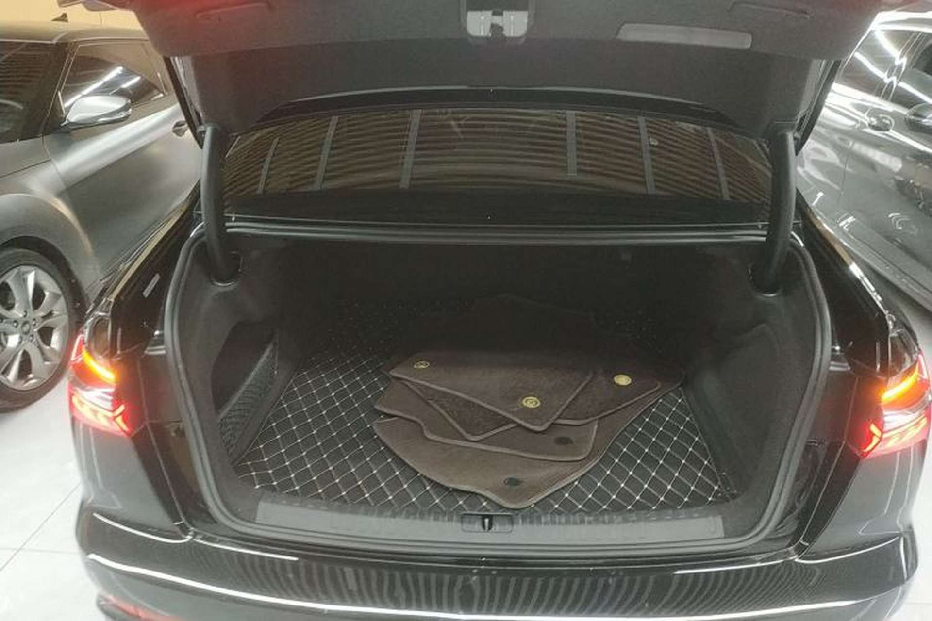 Used Audi A6L 2019 40 TFSI Luxury Dynamic Model Trunk