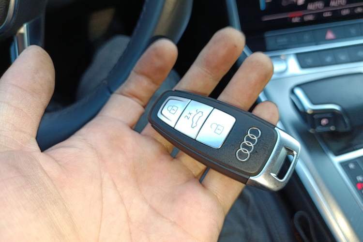 Used Audi A6L 2019 40 TFSI Luxury Prestige Edition Vehicle Key
