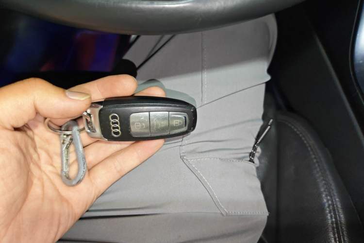 Used Audi A6L 2019 40 TFSI Luxury Prestige Edition Vehicle Key