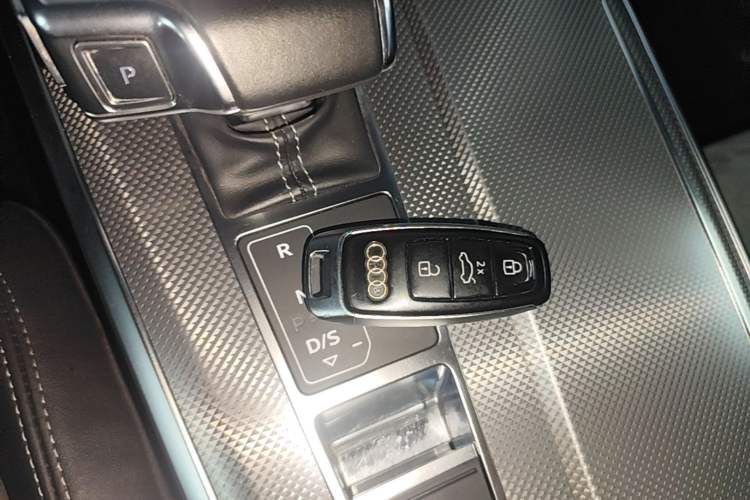 Used Audi A6L 2019 45 TFSI Prestige Dynamic Edition Vehicle Key