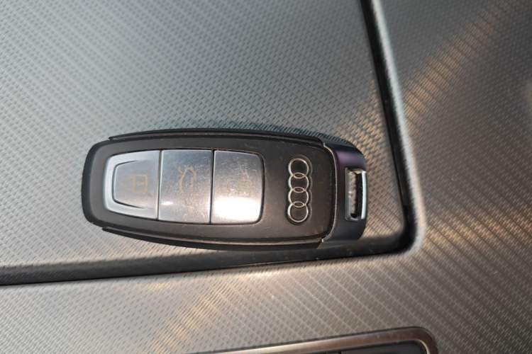 Used Audi A6L 2019 45 TFSI quattro Prestige Elegant Edition Vehicle Key