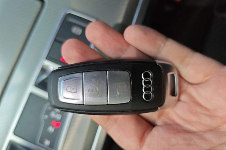 Used Audi A6L 2019 40 TFSI Luxury Prestige Edition Vehicle Key