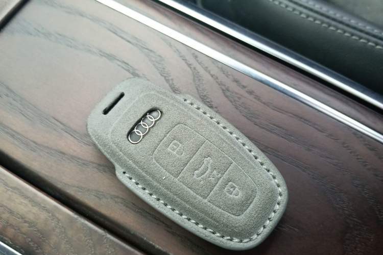 Used Audi A6L 2019 40 TFSI Luxury Dynamic Model Vehicle Key