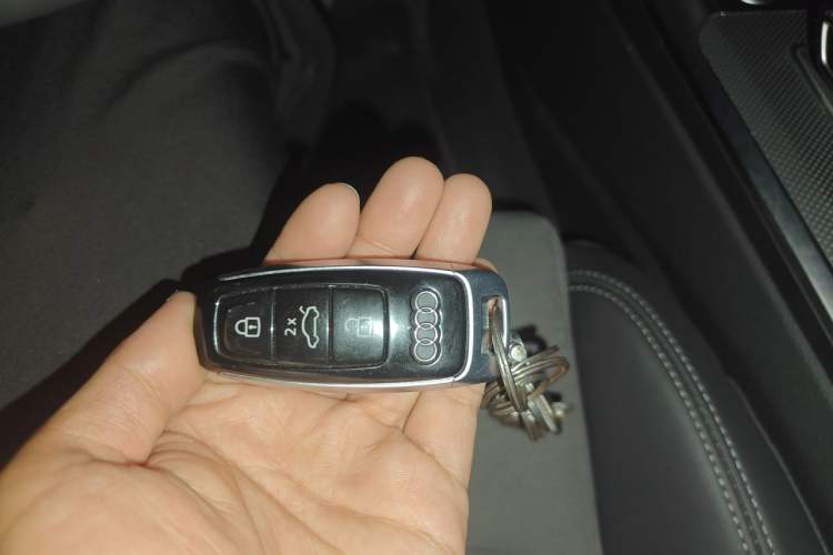 Used Audi A6L 2019 45 TFSI Prestige Dynamic Edition Vehicle Key