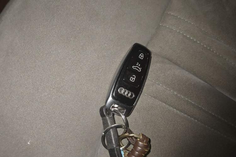 Used Audi A6L 2019 45 TFSI Prestige Dynamic Edition Vehicle Key