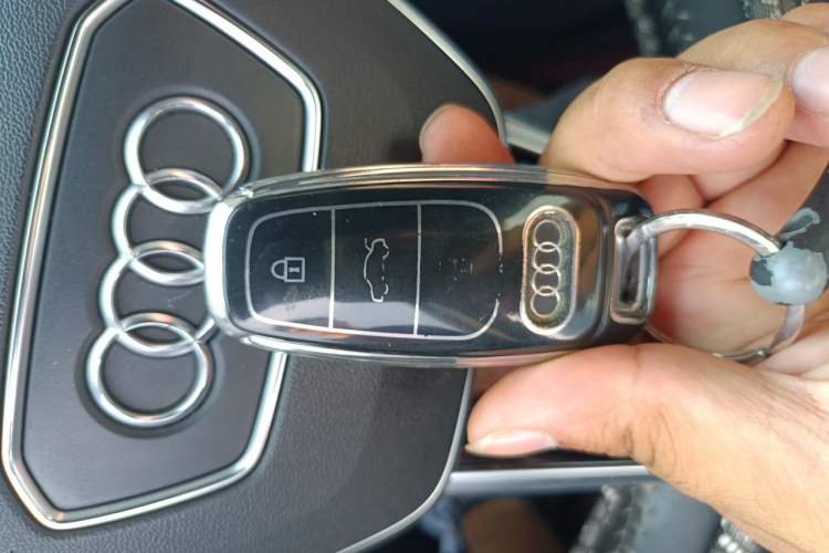 Used Audi A6L 2019 40 TFSI Luxury Dynamic Model Vehicle Key