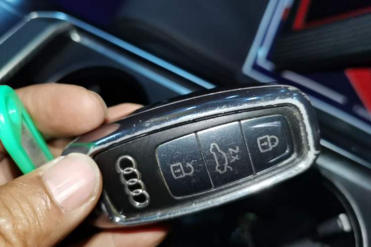Used Audi A6L 2019 40 TFSI Luxury Prestige Edition Vehicle Key