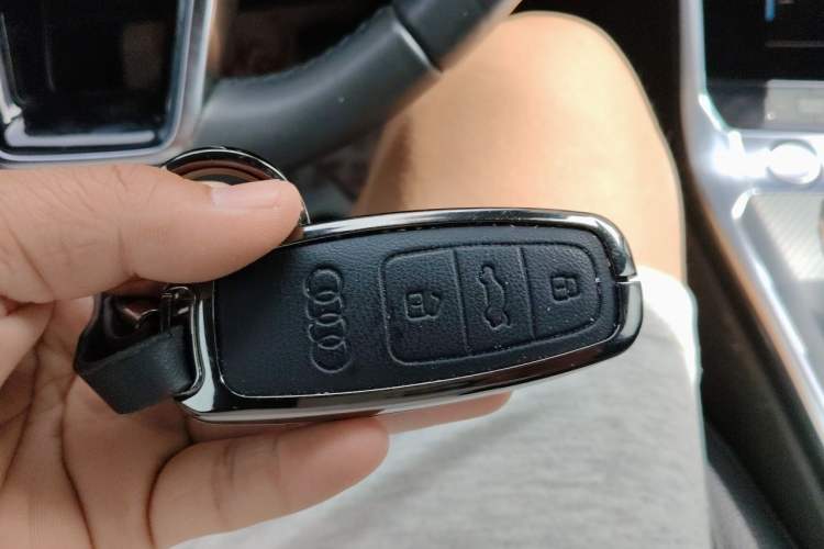 Used Audi A6L 2019 45 TFSI quattro Prestige Elegant Edition Vehicle Key