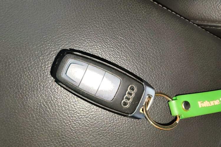 Used Audi A6L 2019 40 TFSI Luxury Prestige Edition Vehicle Key