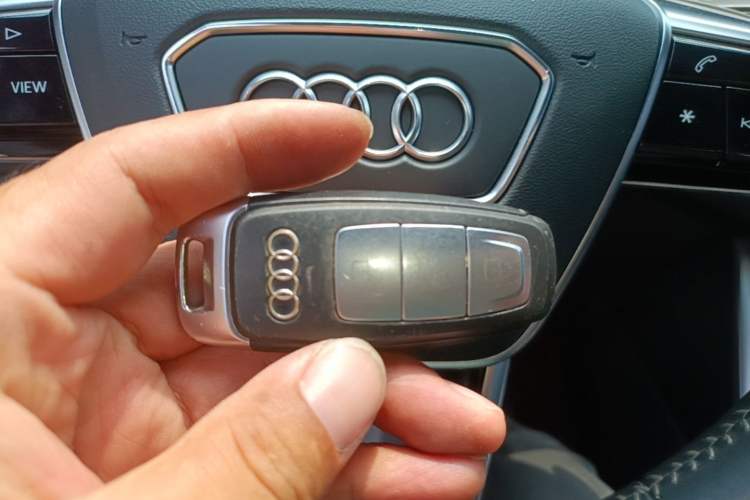Used Audi A6L 2019 40 TFSI Luxury Dynamic Model Vehicle Key