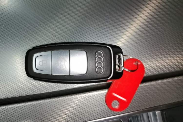 Used Audi A6L 2019 40 TFSI Luxury Prestige Edition Vehicle Key