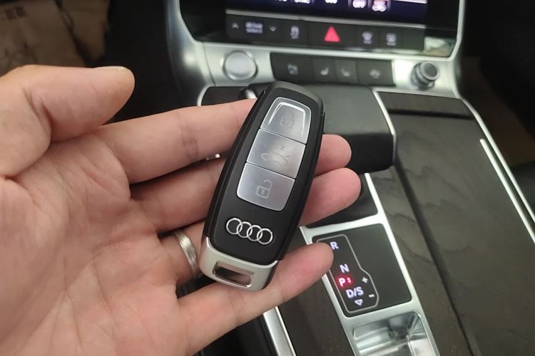 Used Audi A6L 2019 45 TFSI quattro Prestige Elegant Edition Vehicle Key