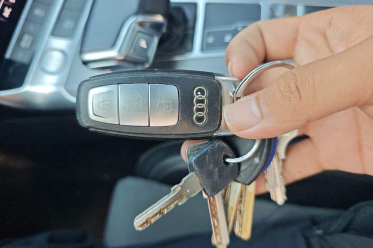 Used Audi A6L 2019 40 TFSI Luxury Dynamic Model Vehicle Key