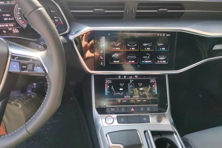 Used Audi A6L 2019 40 TFSI Luxury Dynamic Model Audio And AC Panel