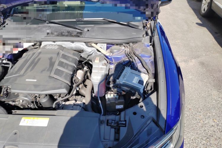 Used Audi A6L 2019 40 TFSI Luxury Dynamic Model Engine Bay Left